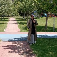 Şükran (@sukranozker) Twitter profile photo