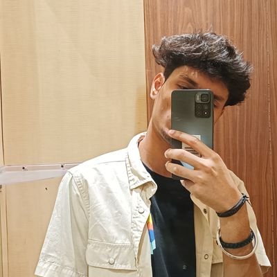 abhixavv_'s profile picture. writer | anupama lover✨
| babil khan