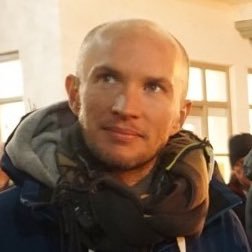 jmainpri's profile picture. Father, Roboticist, Autonomous Driving Engineer, Enjoying making music, Former professor of machine learning and robotics @ Uni. Stuttgart 🤖