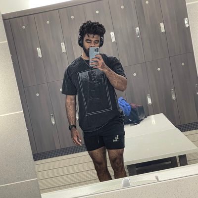 💥 Bodybuilding, Anime & Food 💥 Suited by Lyft Lyfe 💥 Code on all links: Senpai 💥 Bodybuilding and Nutrition CPT 💥 Let’s work together 👇🏽
