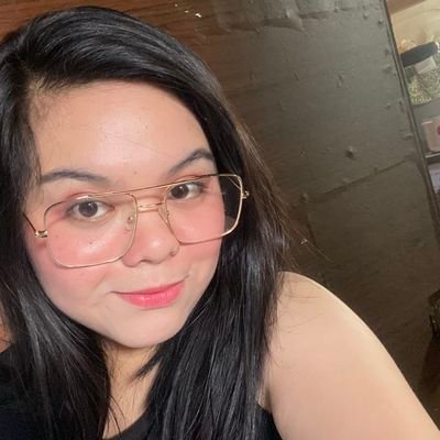 Lailsquintanaa's profile picture. Even if you are poor someone,somewhere, will treasure you. 💖