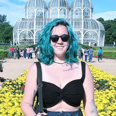 Sou bióloga formanda da Unesp de Rio Claro e tento fazer divulgação científica em astrobiologia 🏳️🌈