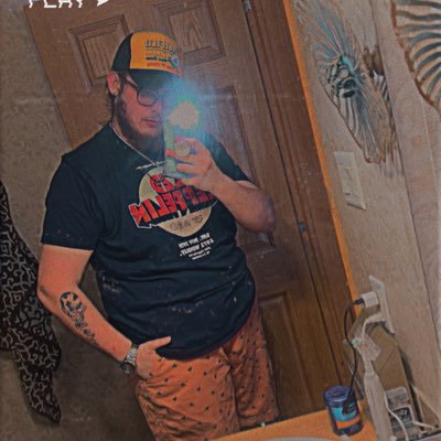 asampson42's profile picture. •"if you always do what you always did you’ll always get what you always got”•Class of 2k19 •