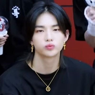 hyunedrugdealer's profile picture. least sane hyune stan • fan account•