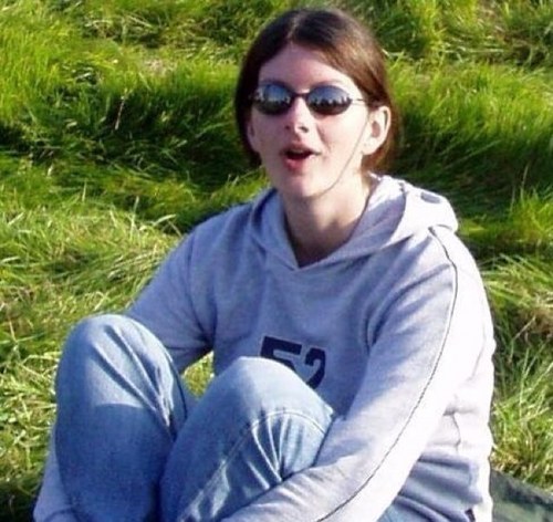 LynneLeone's profile picture. AVFC & motorsports fan