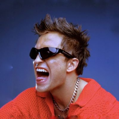 DisgToast's profile picture. i watch stuff and forget about it