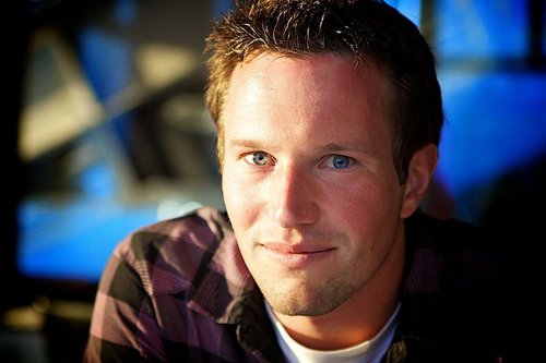 jeroenerne's profile picture. Hey, I’m Jeroen,  Proud Father, Traveller and Life Enjoyer & Founder of https://t.co/FU8V867SNP, where we offer AI Training for 220 different job types!