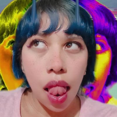 Libertorner's profile picture. Loca 🌈 🔥
Buena onda