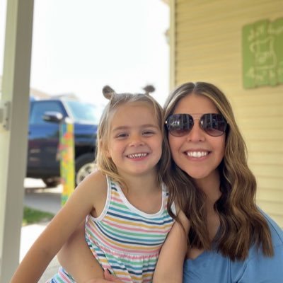 espyana's profile picture. || UCM Softball Alum || •CE•LL•KJ•