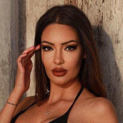Your 5'3 french dream girl @yourfrenchiexo
follow my main 👉 @yourfrenchiexo @yourfrenchiexo