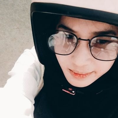 anaknya random bgt.