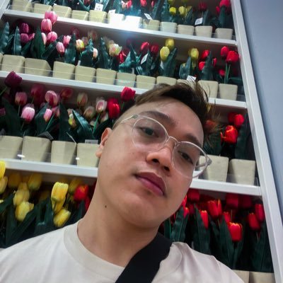 azemrahim's profile picture. 