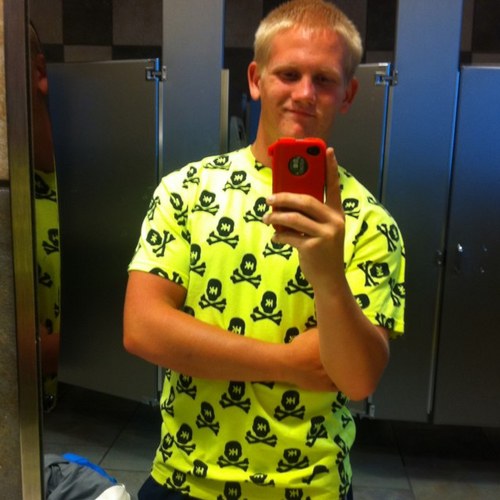 TheRealAJCarey's profile picture. Im a down to earth kind of guy, who likes to chill and have fun. Want to know more? Get at me.