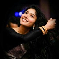 Priyanka Reddy DHFM❤️(@rowdypriyadhfm3) 's Twitter Profile Photo