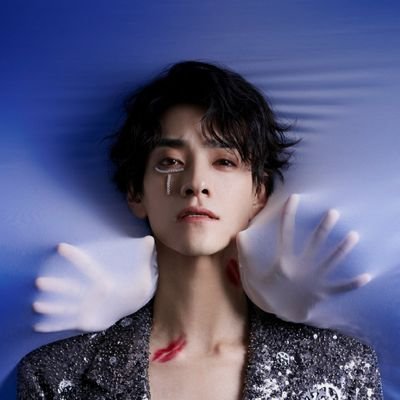 meixihu36's profile picture. 故事结局很美丽 过程曲折而已 • srrx fan account • yuncifang ☁️☁️ • 21+ • she/her • EN/中 • rpf writer • follow @dailyzyl for clear skin