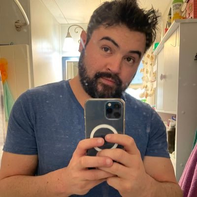 Jorgelovestacos's profile picture. I love video games and Magic the Gathering.