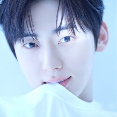 We are Hwang Minhyun Philippines 🇵🇭 Update account. Let us show our love 🧡 and support for Soloist and Actor @MINHYUN_PLEDIS. #HWANGDO ONLY 🍑