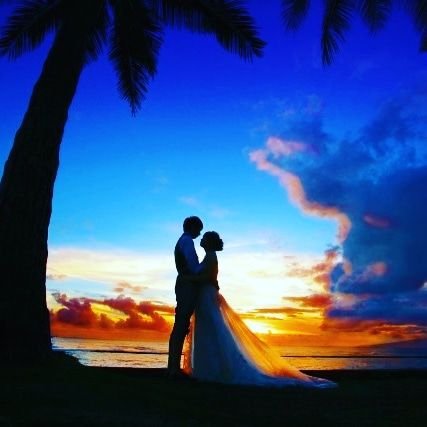 YtM3IYXF05mQeGO's profile picture. ボクは、プロの動画編集者で
「結婚報告動画」を作る事に長けています。

スマホで視聴するでき「両親・親戚・友人」へ動画を拡散できます。
問合わせは、DMでお待ちしています。