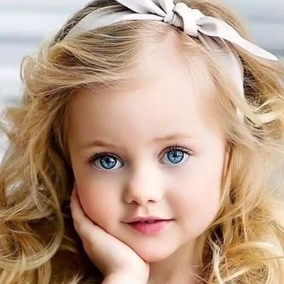 j1an1a's profile picture. الإنسانة الرقيقة الدبلوماسية الهادئة التي تتميز بالغموض.