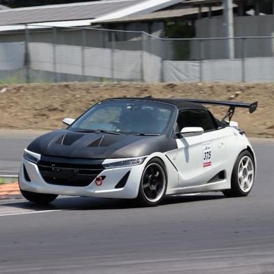 メインはスカイラインクーペ(エンブロ)
サブでカリーナHT(エンブロ休眠)S660(大破)
趣味の車とゲーム勝利の女神ニケ/ドルフロ2指揮官&ゼンゼロ
無言フォロー&リフォローするときがあります、自己都合で申し訳ありませんが、よろしくお願いします。
日光サーキットメインで走行
我愛台湾天安門