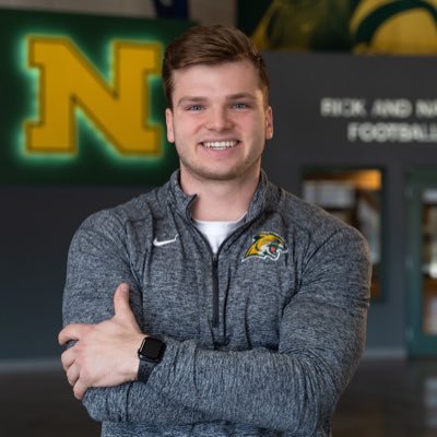 Lead Content Coordinator for @nmu_wildcats 😸📸 Host of @D1_Rejects🎙 My Work ⤵️