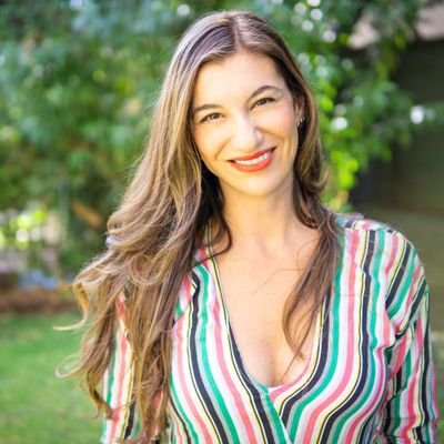 Science journalist &
President @Achipec. Host @CocinaLabChile @ntvchile #TuNuevoADN @adnchile
Directora Endorfinas.
Author 60 Rutas Turismo Científico Chile.