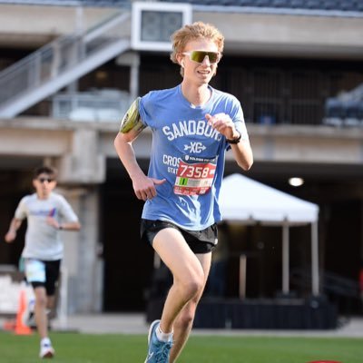 Sandburg 25'/ ONU 29’ xc/tf/6'0/3.42 GPA/Sandburg Varsity xc/Sandburg Varsity Track Distance/Trust God✝️ email: avanalst05@gmail.com