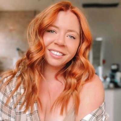 Rosemary332103's profile picture. I create art I create your brand face. #art #graphic.