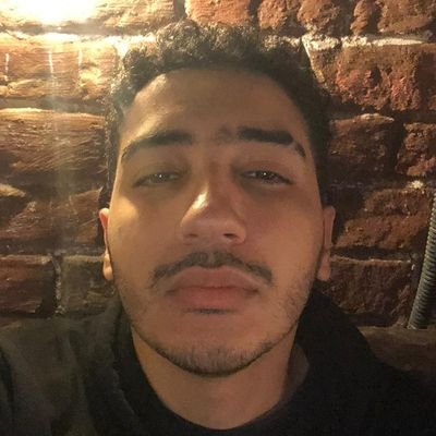 symo337's profile picture. god, turn me into a flower