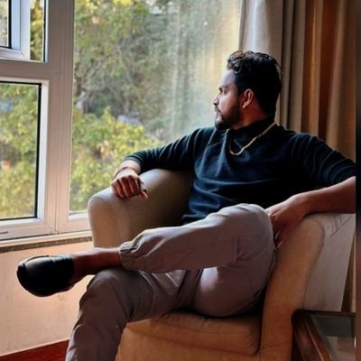 TeamsWinning's profile picture. परित्राणाय साधूनाम् विनाशाय च दुष्कृताम। धर्मसंस्थापनार्थाय सम्भवामि युगे..🔱🙏
Listener 💯
Learner 💯
Passion - Cricket 🥇 
Born - Farmer 🔱