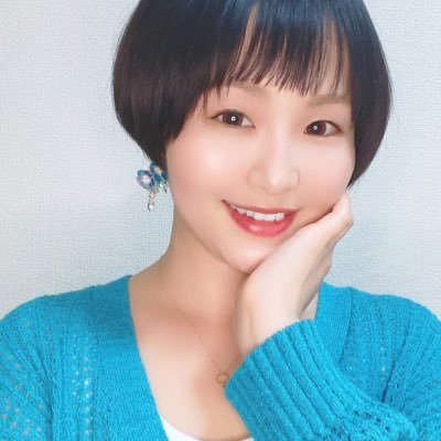 吉本興業所属。女優、ナレーター、YouTuber。冬好き。スタバ大好き。声優能力検定1級 💮お仕事依頼はDMかリンクから👇