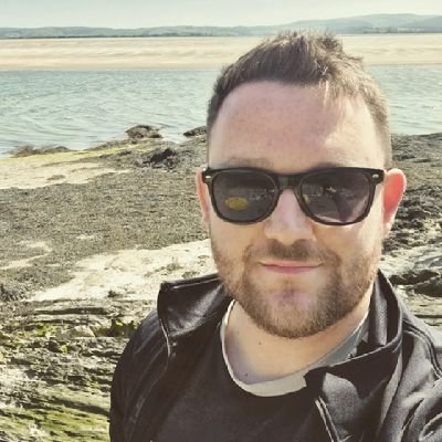 Modern Studies and History teacher at Peebles HS. Fan of football and Dogs. ⚽️ 🐕🏴