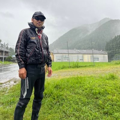 はじめまして。　 海釣りや川釣り時期の魚を追いかけています。　  川釣りのホームグランドは長瀬太郎生川です。