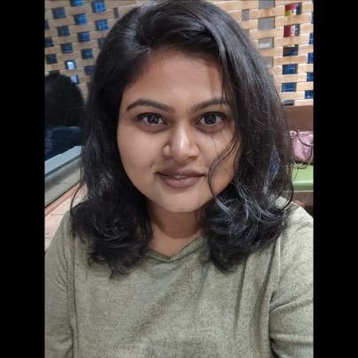 varsha_vjk's profile picture. Are you a happy person without a reason?