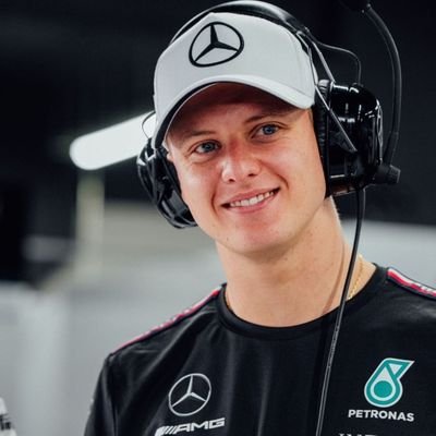 all about formula 1 | german 🇩🇪 | 25 y/o |
biggest mick schumacher supporter |
fan account |

PTW ❤️
#MSC47 #CL16 #VET5 #CS55 #LN4  #DR3