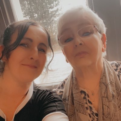 llexie01's profile picture. 