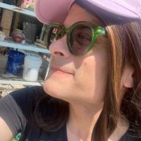 Katie-By-The-Sea (@howling_fringe) 's Twitter Profile