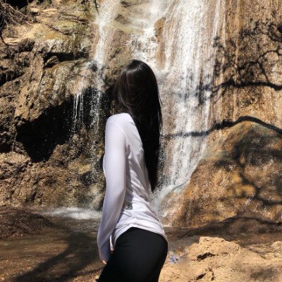 hgakva's profile picture. 🚶Learn to walk before you run.💨🎽