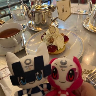 ミライトワ💙ソメイティ🌸Sweetsが大好きです❤ ミラソメ存続希望✨ スイーツ🧁ぬい撮りをひたすらしています🍰 No Sweets🍰💗,No Life🧁🤍LADUREE銀座店は永遠✨ ラクリマは青春✨