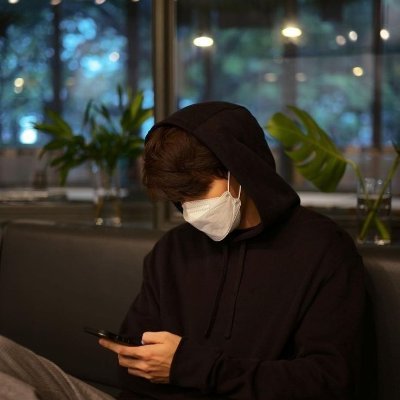 floryarif's profile picture. I’m real, and I hope some of my followers are too.