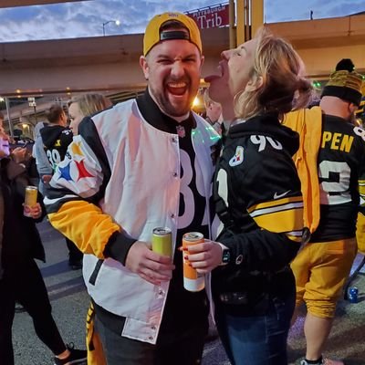 pelktastic's profile picture. Codename: Thundercat 🦁⚡️All things pierogies. Armchair GM