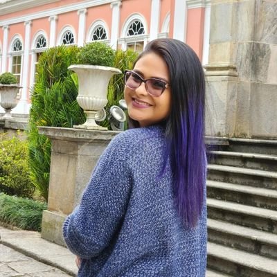 Gente feliz não enche o saco-By Evelyn Regly!
Dinda do Gui💙
#Ehtudovaca