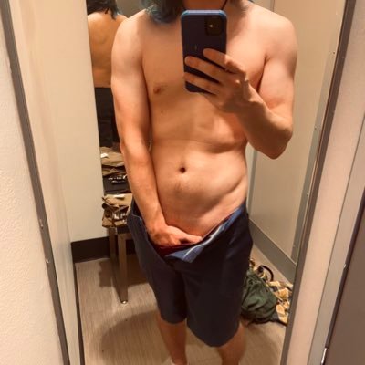 +18 NSFW | 30 | He/Him | Bisexual, Designer, Artist, Stoner Plant Dad | 💙 ONLYFANS 💙