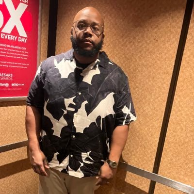 Pachino25's profile picture. I'm gonna go get the papers, get the papers