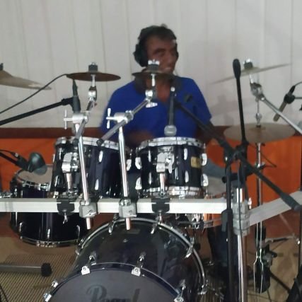 TornezRobe18790's profile picture. Apoyo total a la 4T y al plan C que debe ir con todo 🖐️🖐️🖐️🖐️🖐️