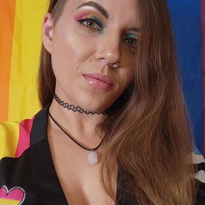 The_Queen_B_314's profile picture. 31/f/MO 
MySpace was cooler
🍻🍃🌬