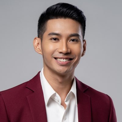 BiondiSima's profile picture. Devoted to espouse digital, development, diplomacy.