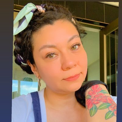 comosivolaras's profile picture. No sé madrugar, hago pucheros, me gusta el verde, cocino y me resulta. Volví por un rato ⚡️