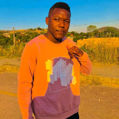 KgotatsoMa85496's profile picture. _Im not everyone fav