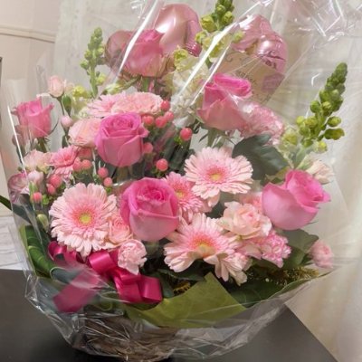 kakesince1902's profile picture. 「笑顔が広がる瞬間を大切にする毎日。 小さな幸せを見つけて、それをそっと応援しています。 笑顔の力を信じて、ポジティブなエネルギーを届けられたら嬉しいです。」